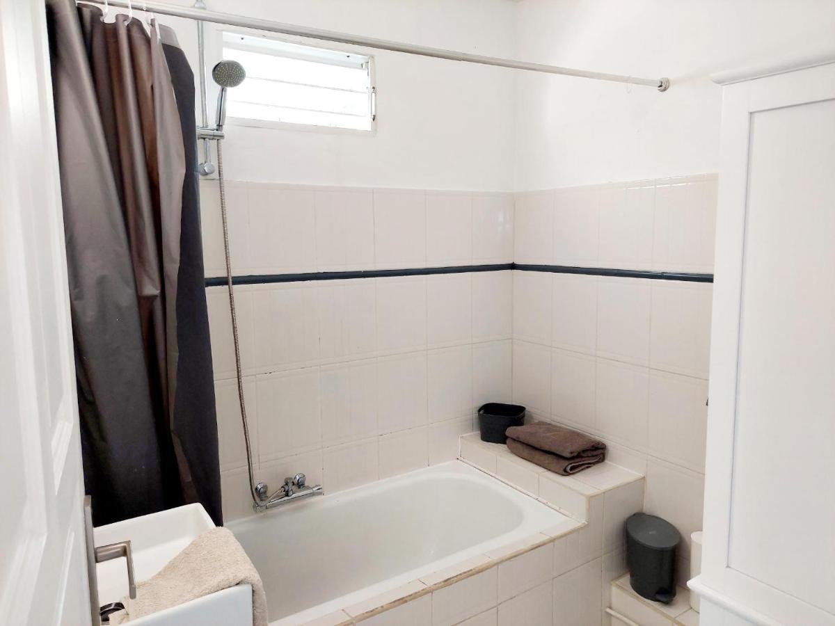 Les Cles D'Emakeys Appartement Sainte-Anne  Buitenkant foto